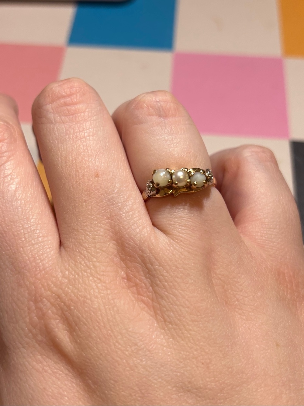10k Gold Pearl Ring size 8 - Elegant Three-Pearl Band - Some damage